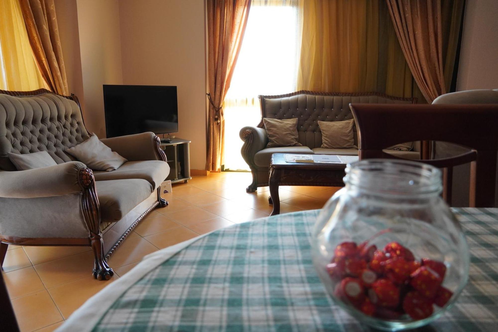 Panoramic Apartment Tiran Dış mekan fotoğraf